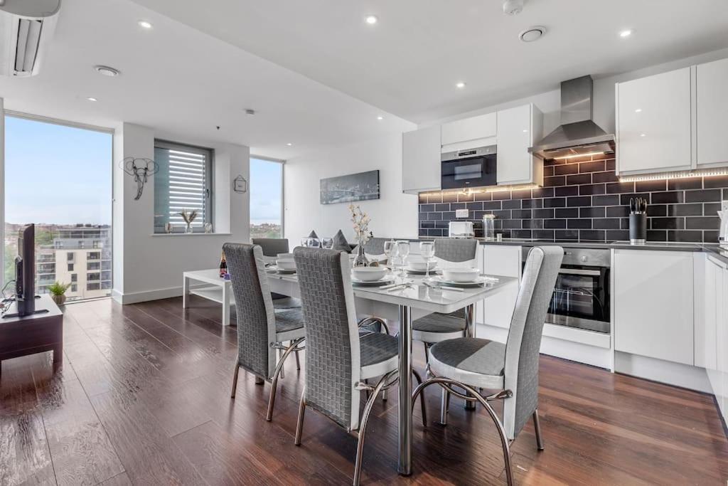 Amazing Britania 1 Bedroom Flat In London Bp40 Extérieur photo