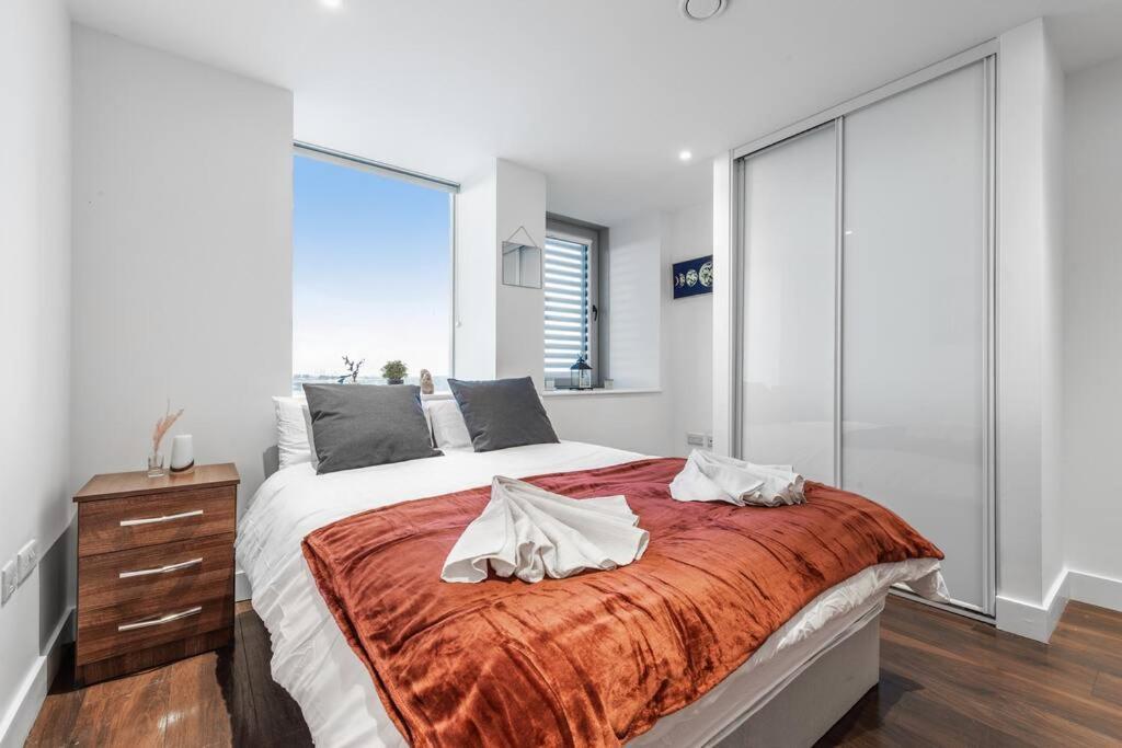 Amazing Britania 1 Bedroom Flat In London Bp40 Extérieur photo